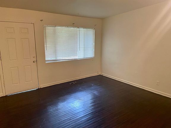 2nd image of 2609 Texas St