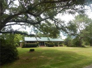 319 Old Holmesville Rd, Tylertown, MS 39667