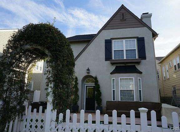 2nd image of 23942 Windward Ln