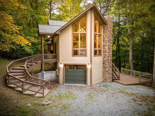 961 Tunnel Mountain Rd, Elkins, WV 26241
