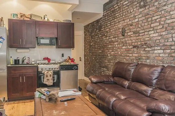 Rented by Icon Realty Management | media 11