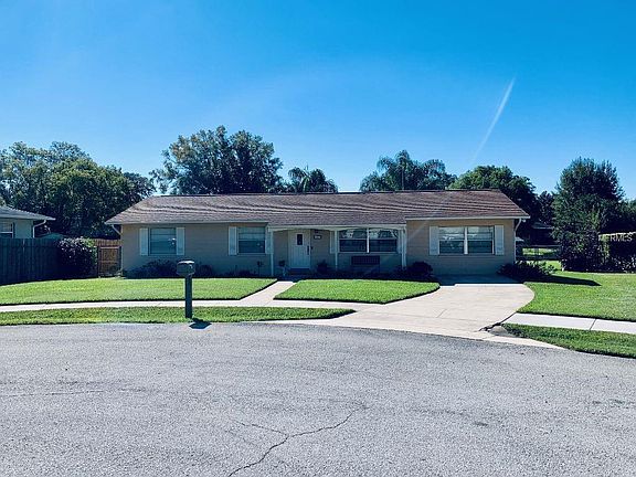 2nd image of 107 Garden Ct