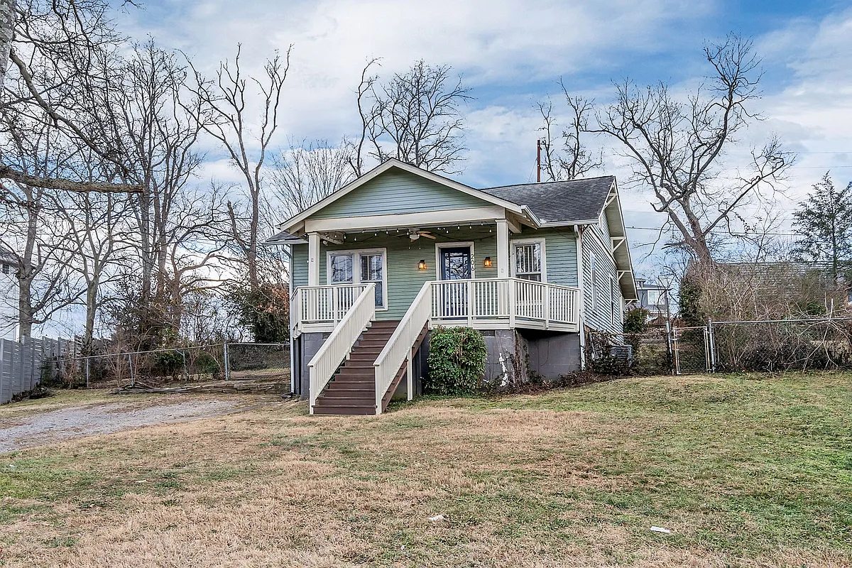 Building Photo - 206 Orlando Ave