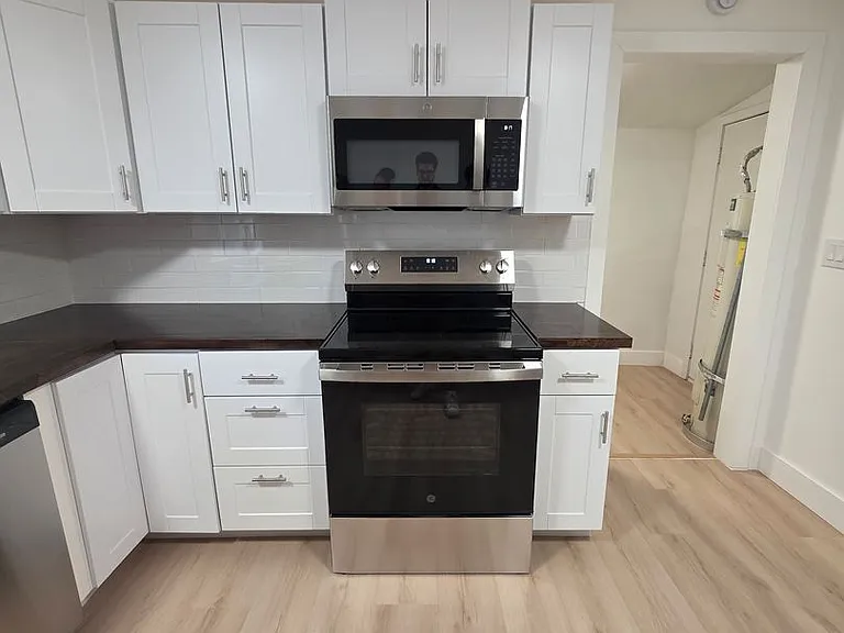 4072 Flower St — Photo 8