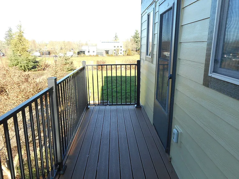 1555 Dolores Way SE — Photo 27