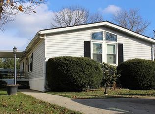 5 Poe Rd #0, North Brunswick, NJ 08902