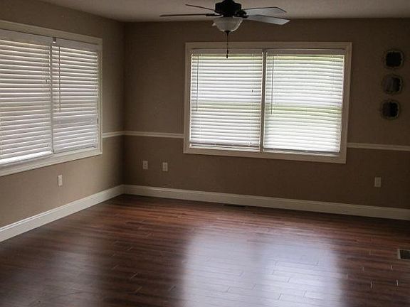 5th image of 3079 Belmont Pl