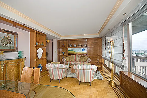 Sold by Trump International Realty | media 11