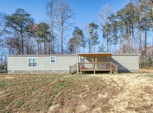 13767 Lantana Rd, Crossville, TN 38572