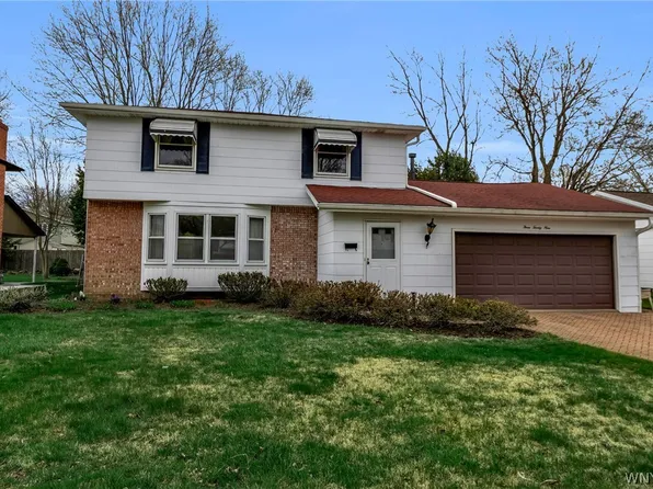 329 Seabrook Dr, Williamsville, NY 14221