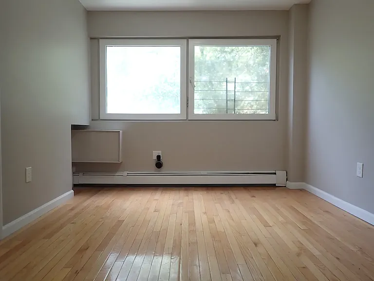 1174 Sherman Ave #3 — Photo 1