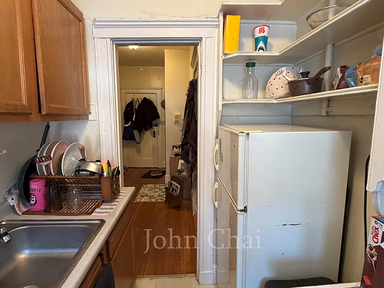 64 Woodstock Ave #9 — Photo 20