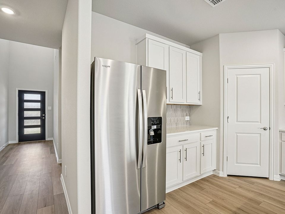 1st image of 3037 Texoma Blvd