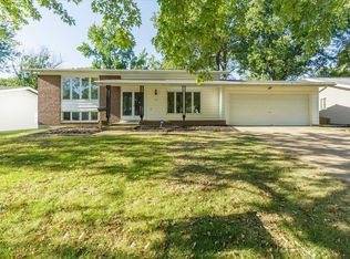1454 Kingsford Dr, Florissant, MO