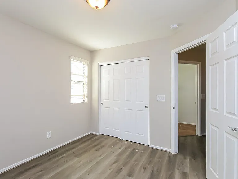 2456 E Vermont Dr — Photo 13