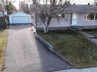 4323 9th Ave, Edson, AB T7E1B4