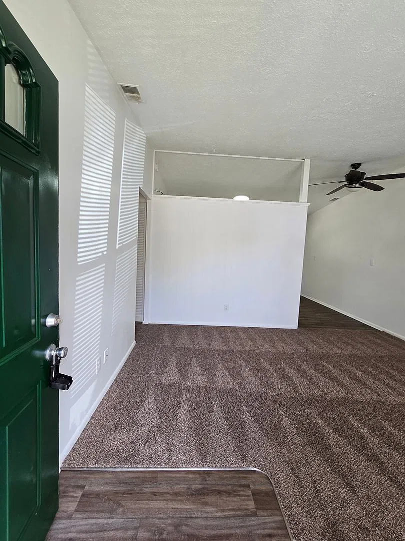 Check Out This Open, Ranch Home with 3 Bedrooms,1 Bath in Jeffersontown! — Photo 4