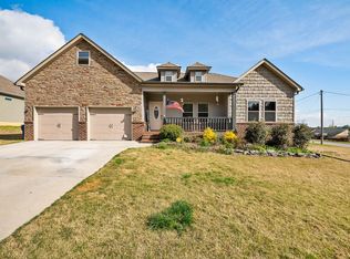 489 Franklin Cir, Fort Oglethorpe, GA 30742