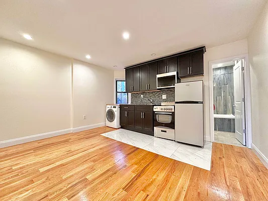 Rented by Doorway NYC, LLC | media 5