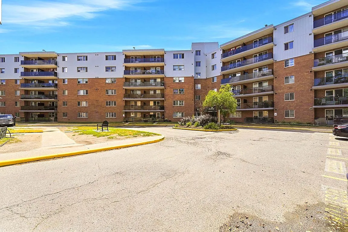 The Graham Bell Apartments — Photo 2