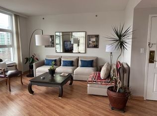 1788 Georgia St W #401, Vancouver, BC V6G 2V7