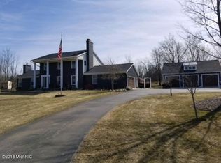 990 Riley St, Hudsonville, MI 49426