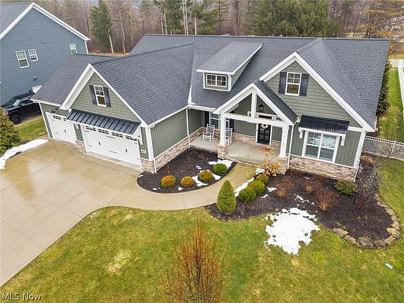2nd image of 1685 Bridget Ln