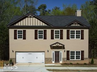 315 Valley View Dr, Fairburn, GA 30213