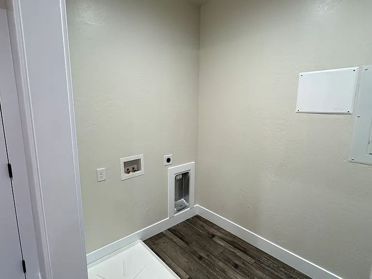 445 S Hammon St #11 — Photo 5