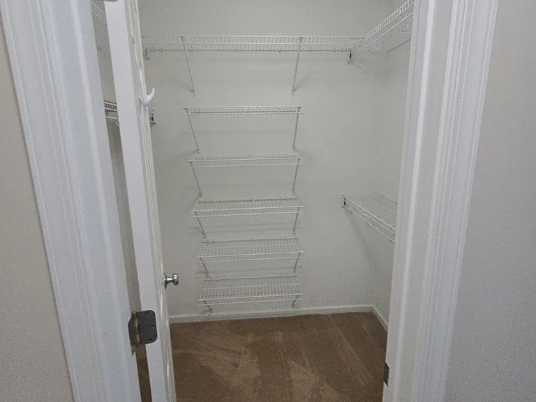 908 Terrace Ave — Photo 15