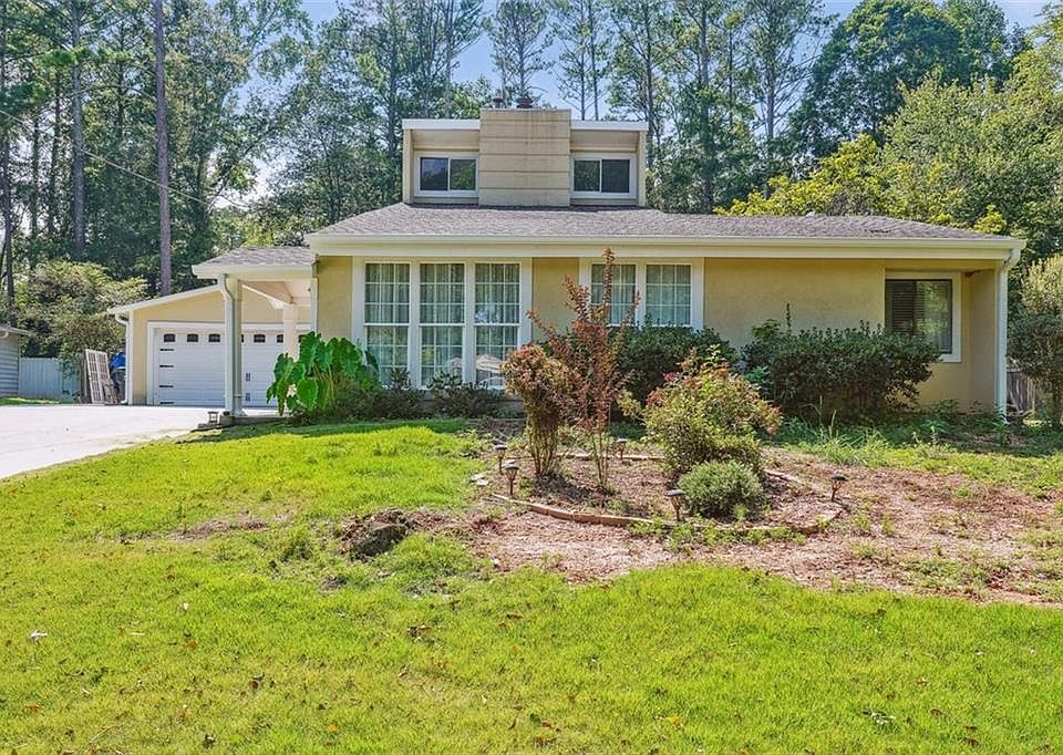 1st image of 2957 Christophers Ct