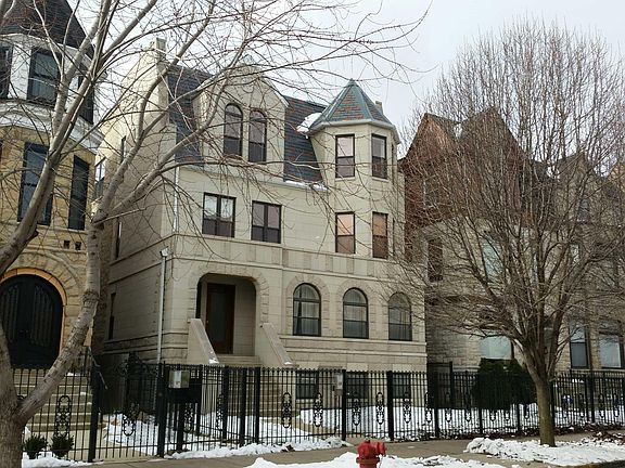 4th image of 4550 S Lake Park Ave Unit 2