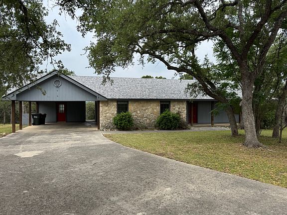 3rd image of 301 Mesa Dr
