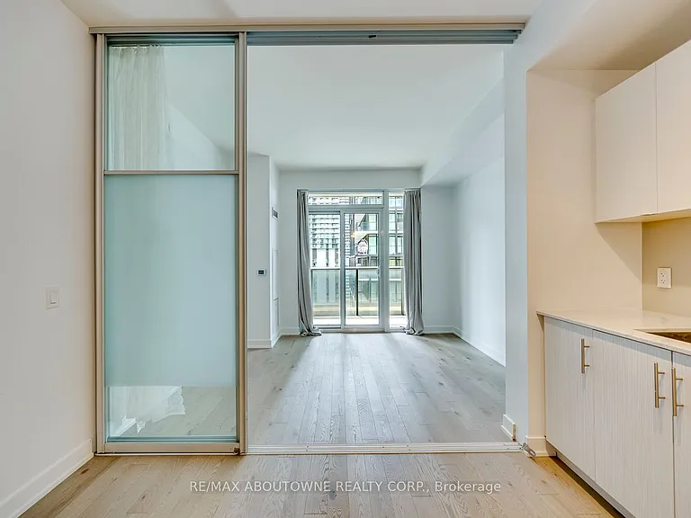 330 Richmond St W #2601 — Photo 10