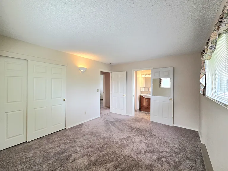 1616 Jefferson St — Photo 27