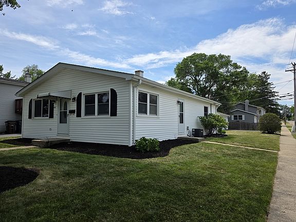 3rd image of 70 N Idlewild Ave