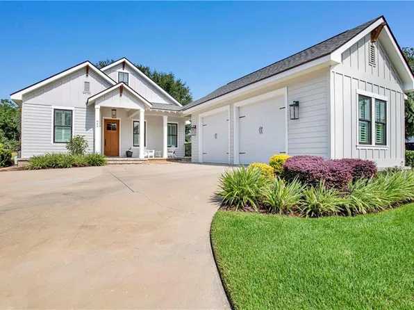 849 Apricot Ln, Fairhope, AL 36532