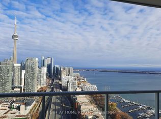 17 Bathurst St E #4110, Toronto, ON M5V0N1