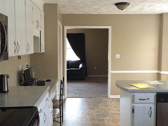 5th image of 22 Glen Eagle Pl