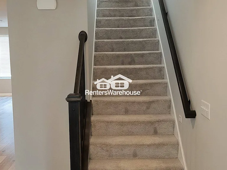 1105 Farrier Rd — Photo 18