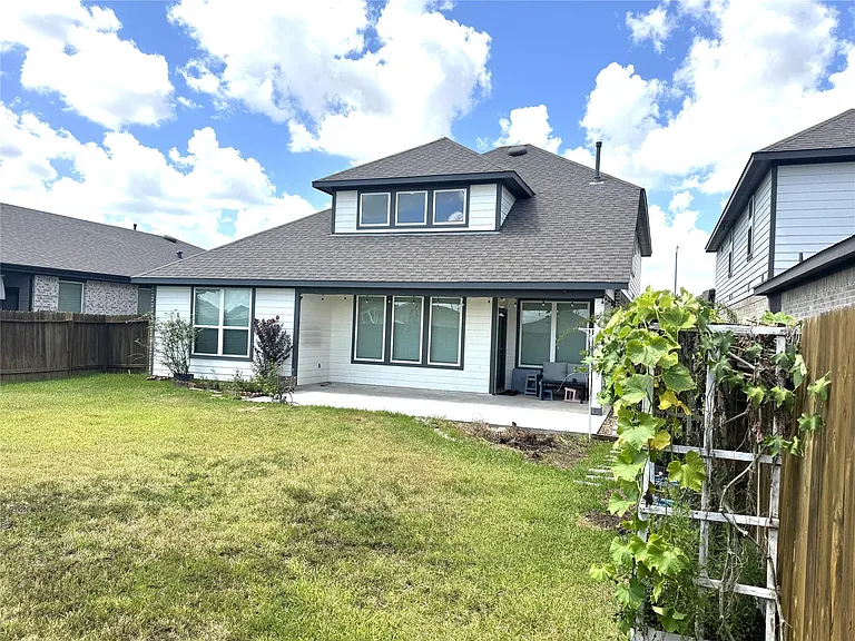 22603 Petrizzi Ln — Photo 30