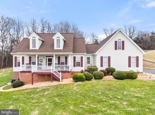18435 Snaffle Ln, Culpeper, VA 22701