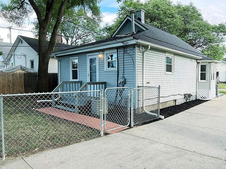 46 W Evelyn Ave — Photo 4