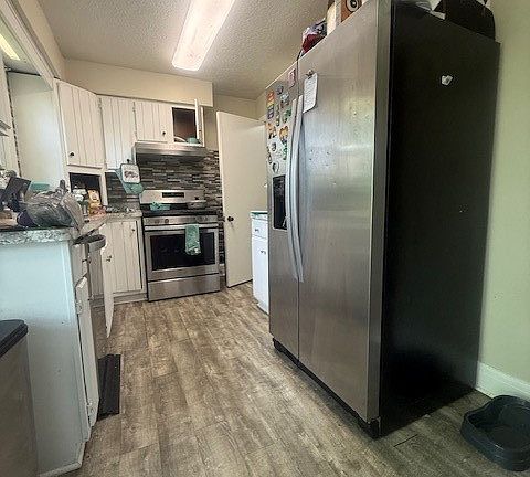 4th image of 1293 Leonora Ave