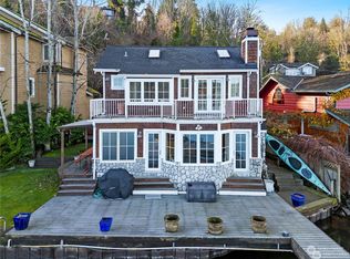 14060 Edgewater Ln NE, Seattle, WA 98125
