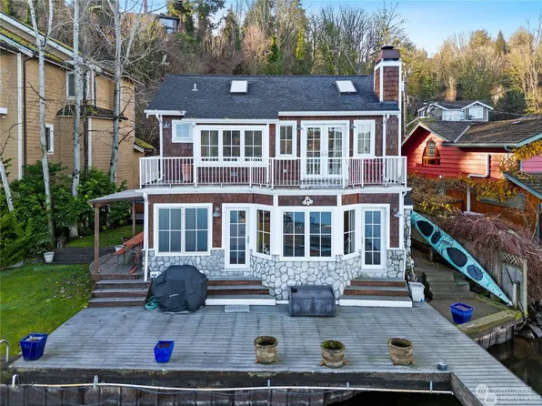 14060 Edgewater Lane NE, Seattle, WA 98125