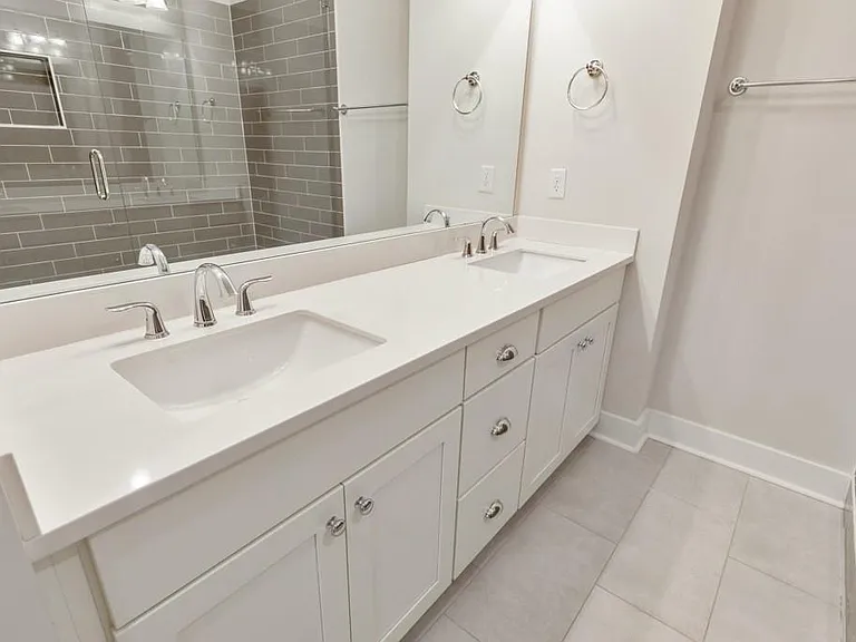 413 Bishop Ln — Photo 26