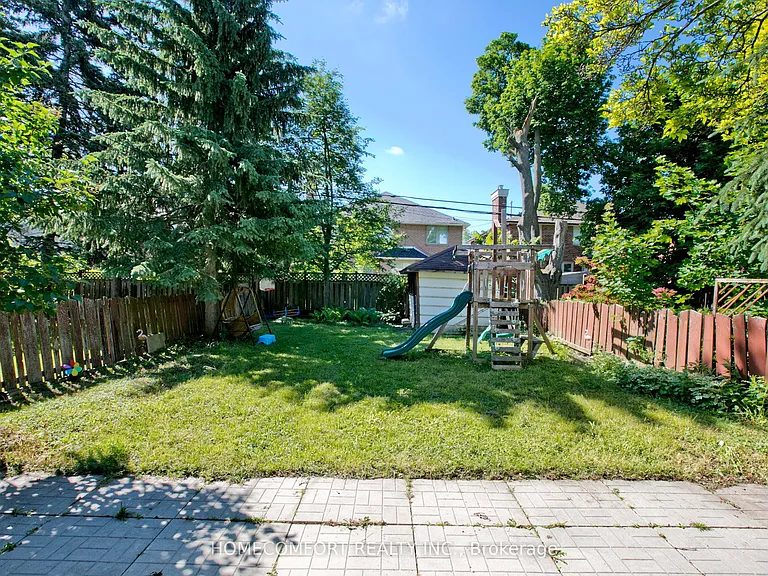 247 Parkview Ave — Photo 33