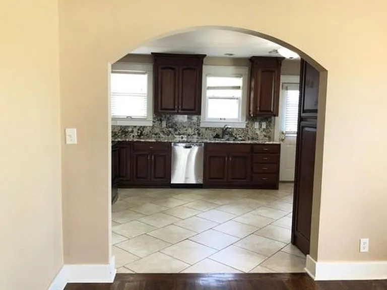 Main House Kitchen Entry (from dining)