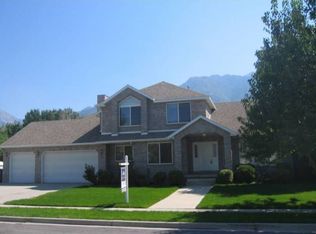 11213 S Tall Pines Way, Sandy, UT 84092